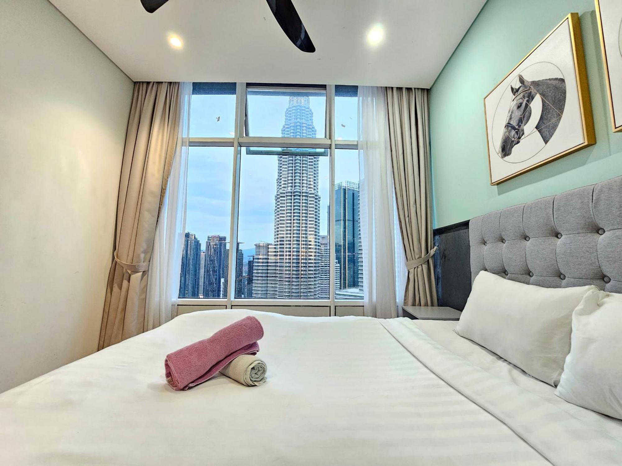 Sky Suites Klcc By Ali Куала-Лумпур Екстер'єр фото
