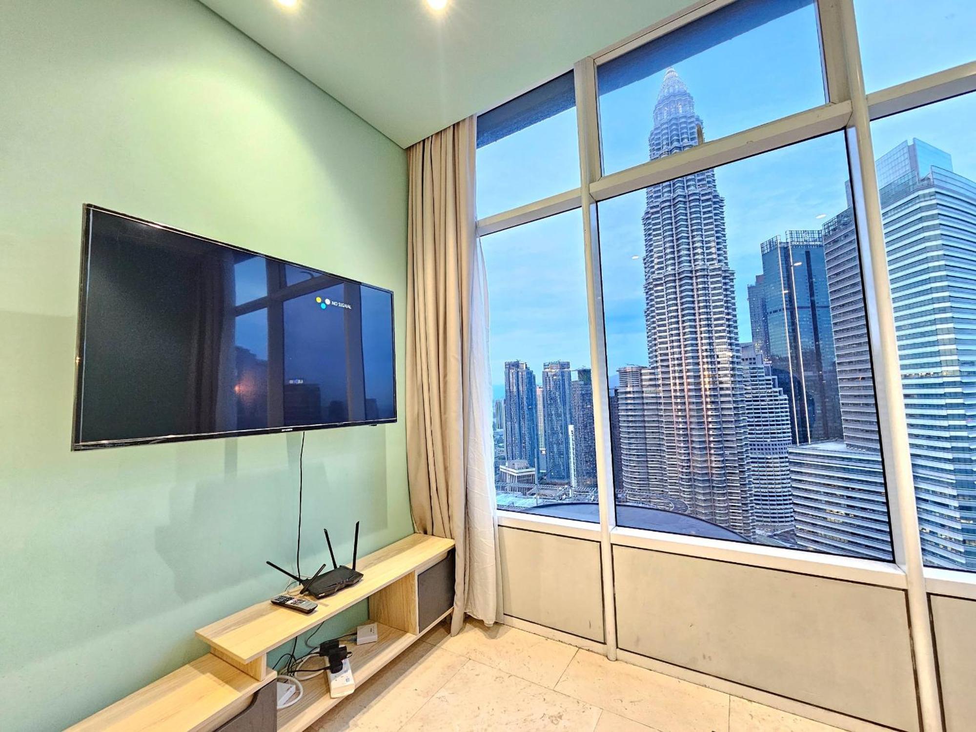 Sky Suites Klcc By Ali Куала-Лумпур Екстер'єр фото