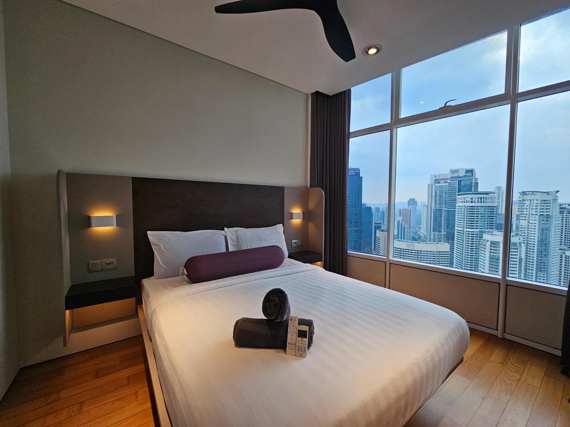 Sky Suites Klcc By Ali Куала-Лумпур Екстер'єр фото
